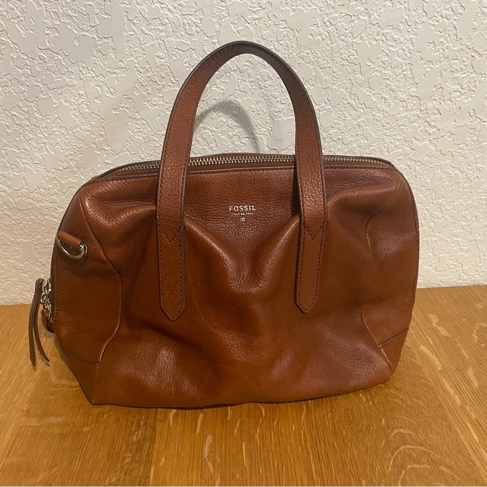 Fossil brown leather handbag